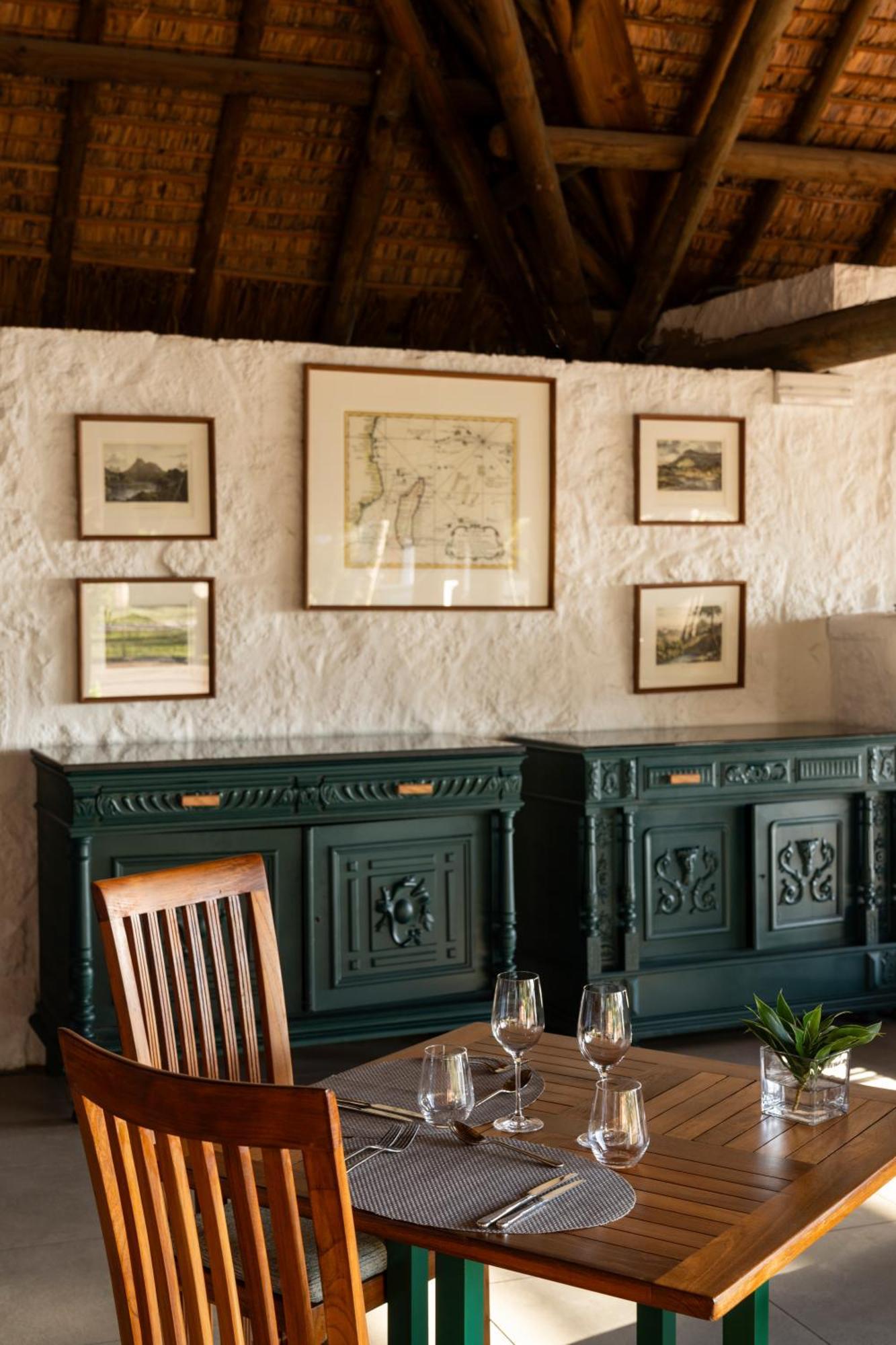 Constance Sakoa Boutik Hotel Trou aux Biches Luaran gambar