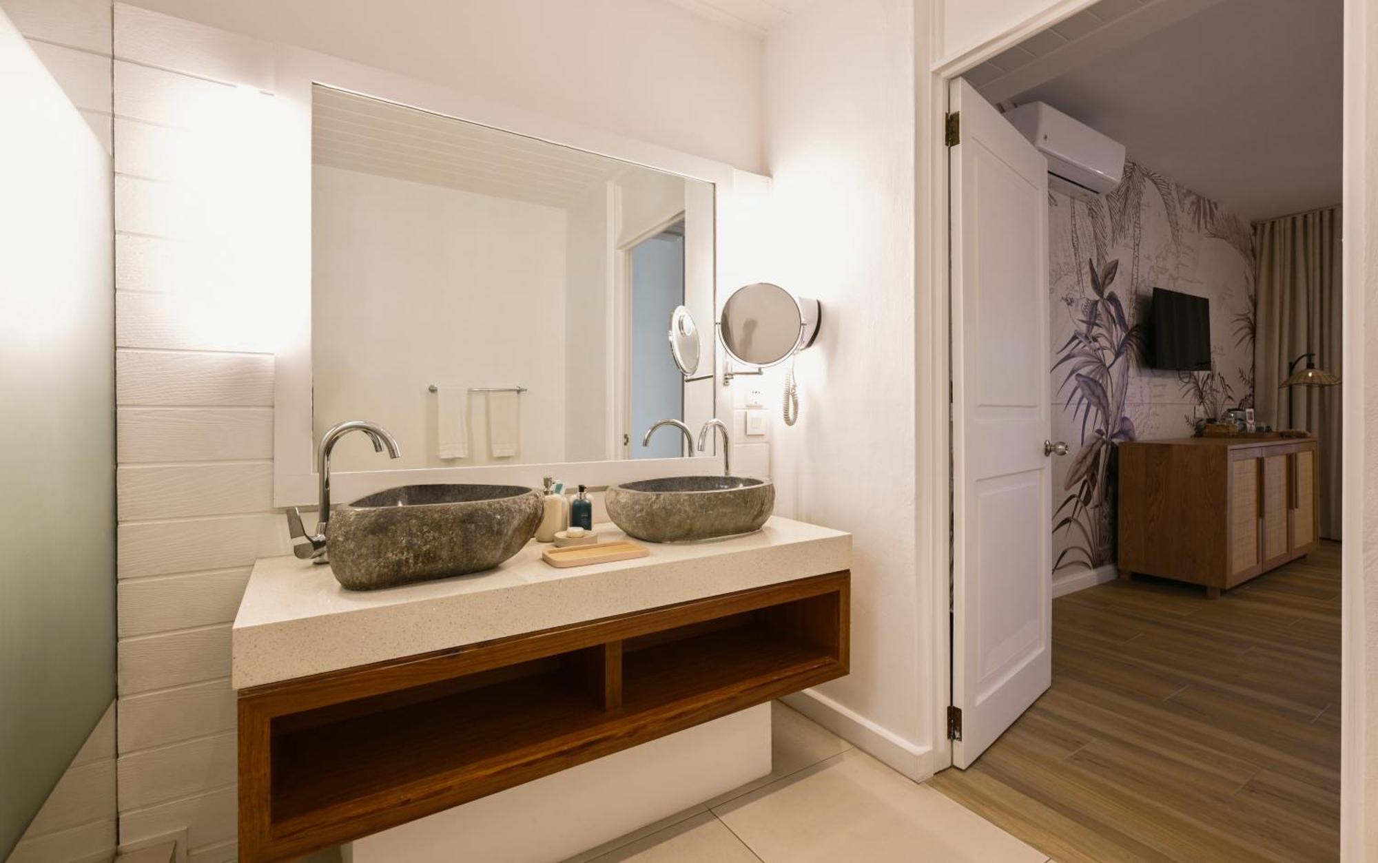 Constance Sakoa Boutik Hotel Trou aux Biches Luaran gambar